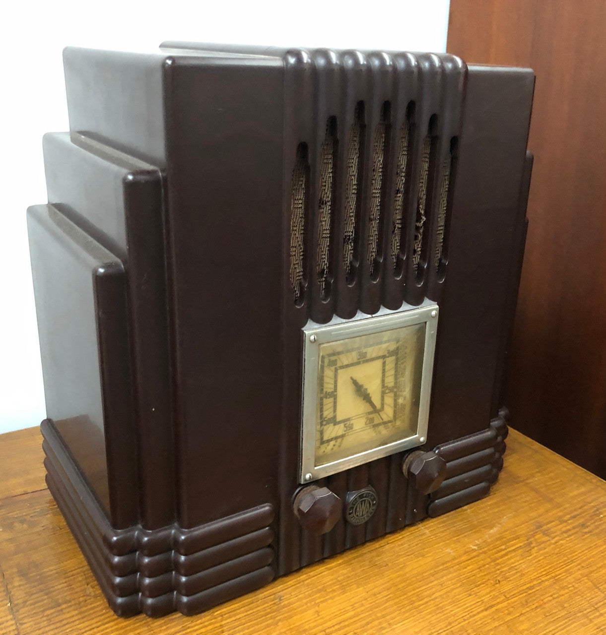 AWA 'The Fisk Radiolette' Empire State radio made from Bakelite. In original untouched condition, please note the power cord has been cut.