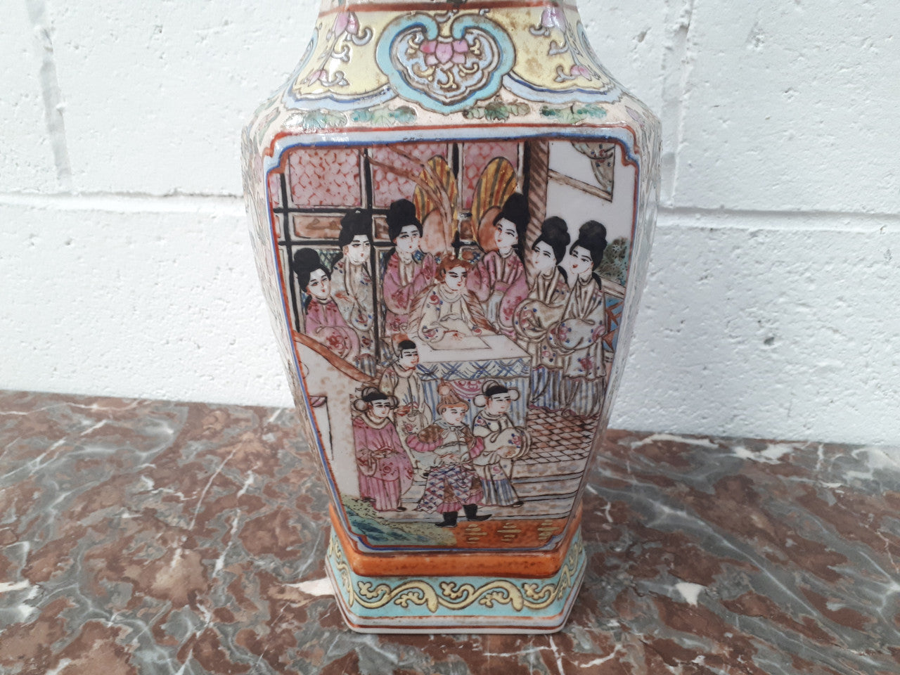 Antique Chinese export 19th Century hand-painted Famille Jaune vase. Chien-Lung seal mark to (1736-1795)