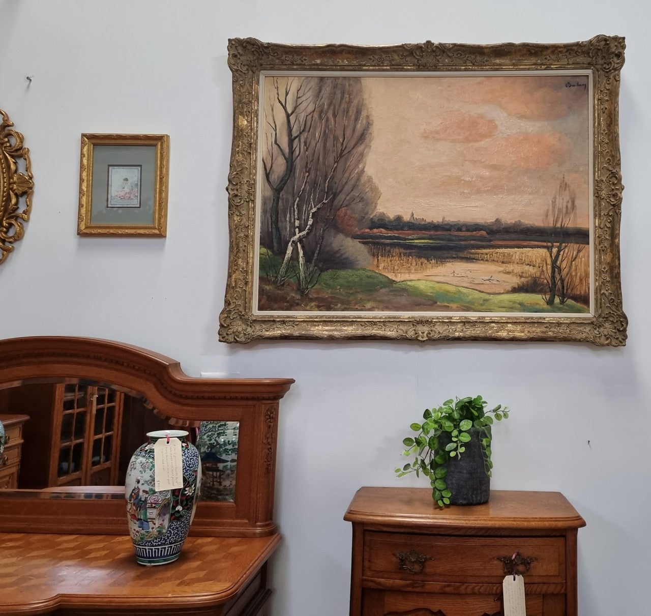 Lovely signed Dutch impressionist oil on board painting of a beautiful landscape. In a lovely decorative frame and sourced from France, in good original condition.