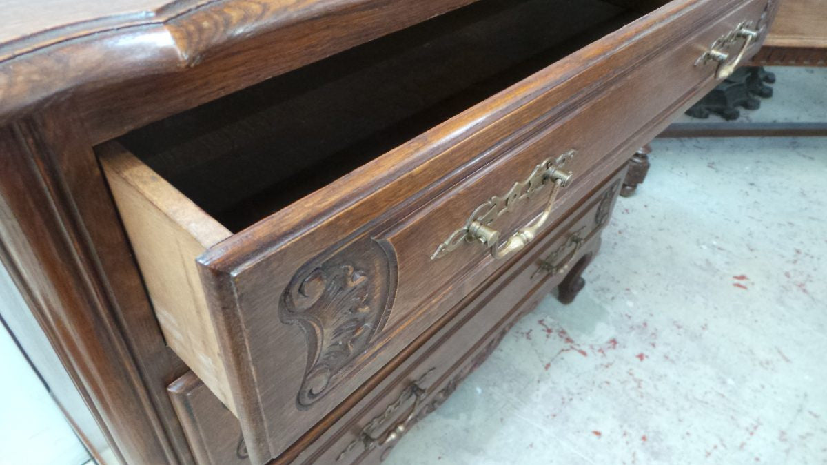 French Chest of Drawers-1
