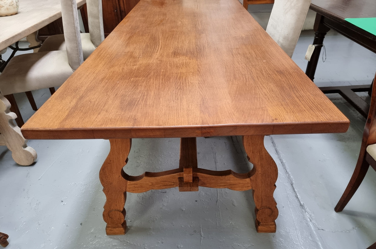 French light Oak Spanish style extension table. In good restored condition.