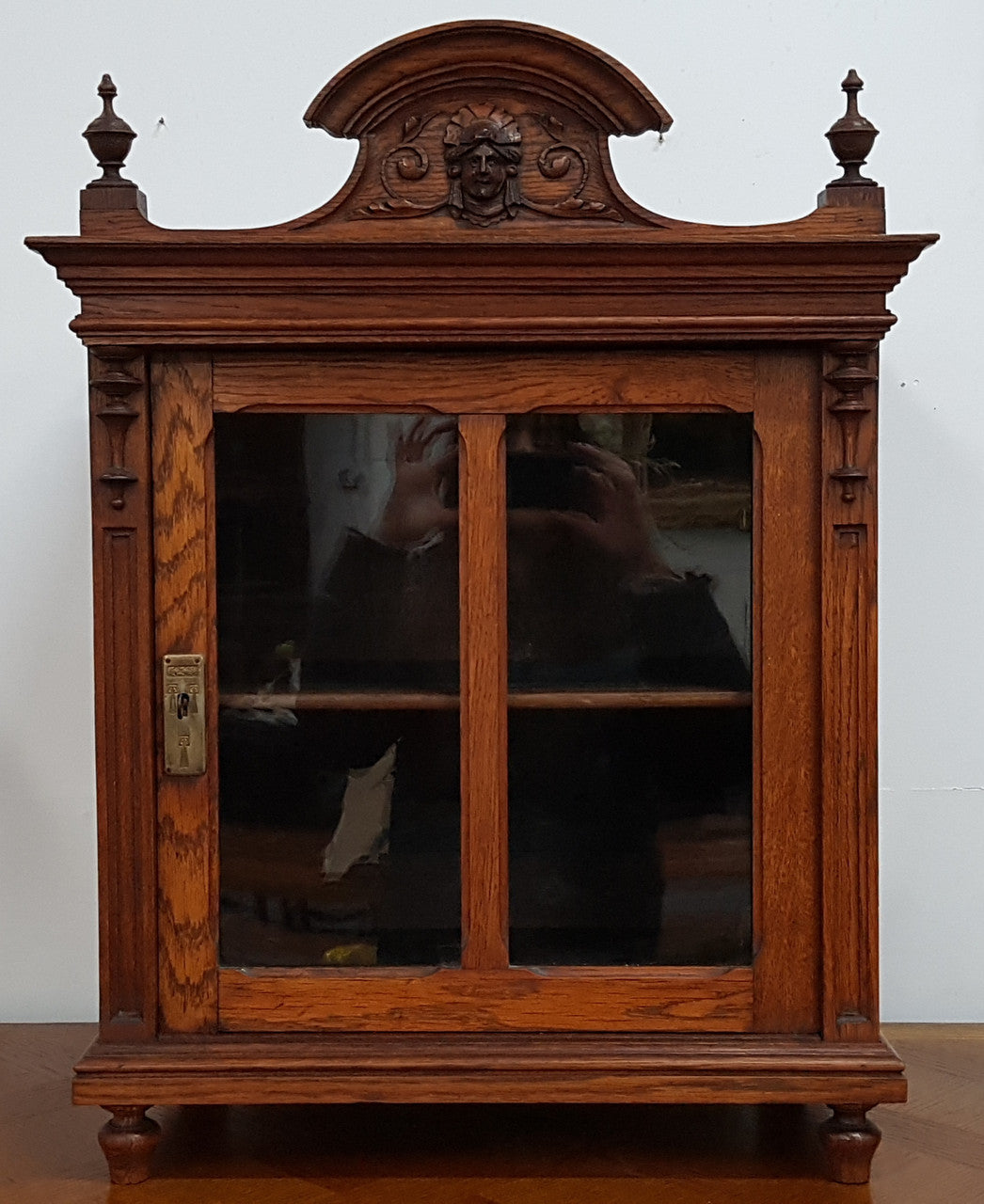 Georgian Style Hanging/Free Standing Display Cabinet