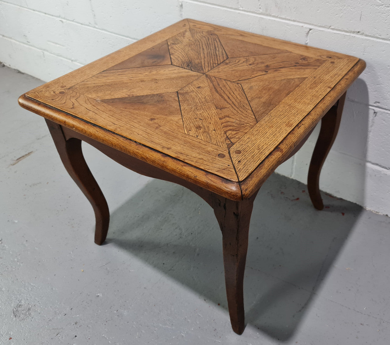 Gorgeous Louis 15th parquetry top sofa side table. In great detailed original condition.