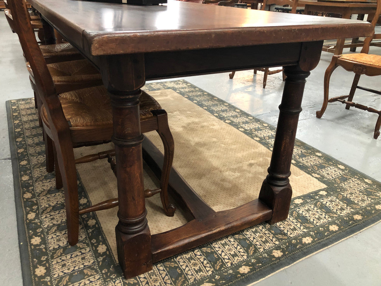 French dark Oak stretcher based farmhouse table. Can sit 6-8 people and is in very good original condition.