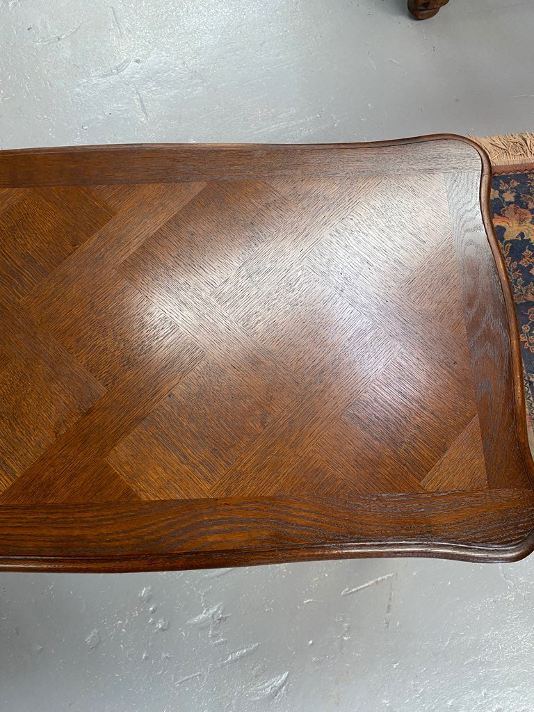 Vintage French Louis XV style coffee table. In restored condition. Has character marks, please view photos.