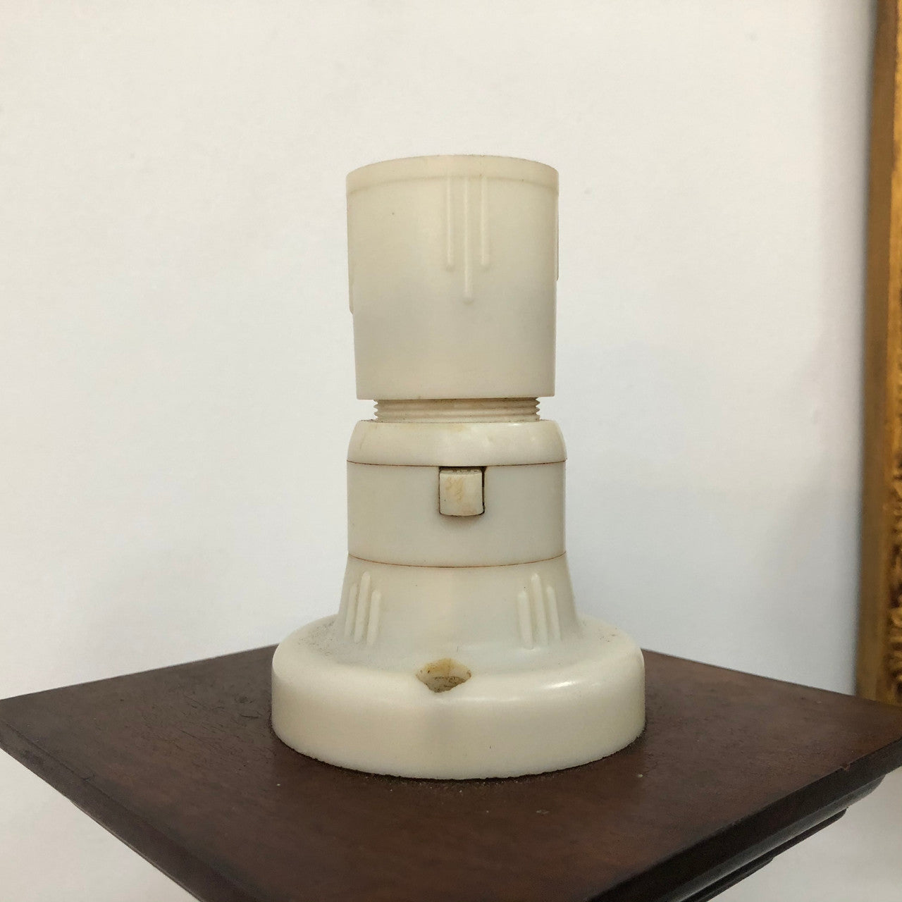 Very nice Australian cedar carved lamp base. It is in good working condition.