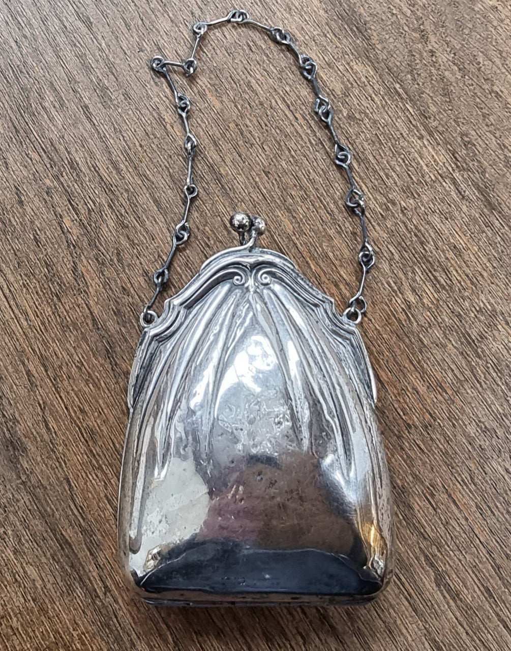 Edwardian Birmingham silver purse. In good condition please view photos as they help form part of the description.