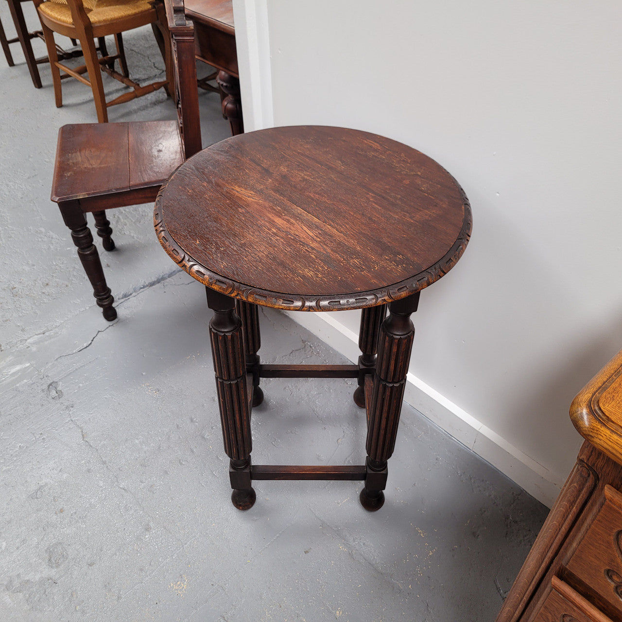 Round Tudor Oak Occasional Table Circ: 1930;s In good detailed condition.