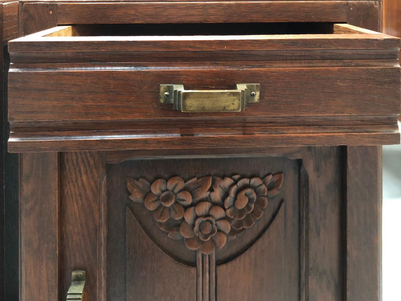 Superb Pair Of Art Deco Bedsides