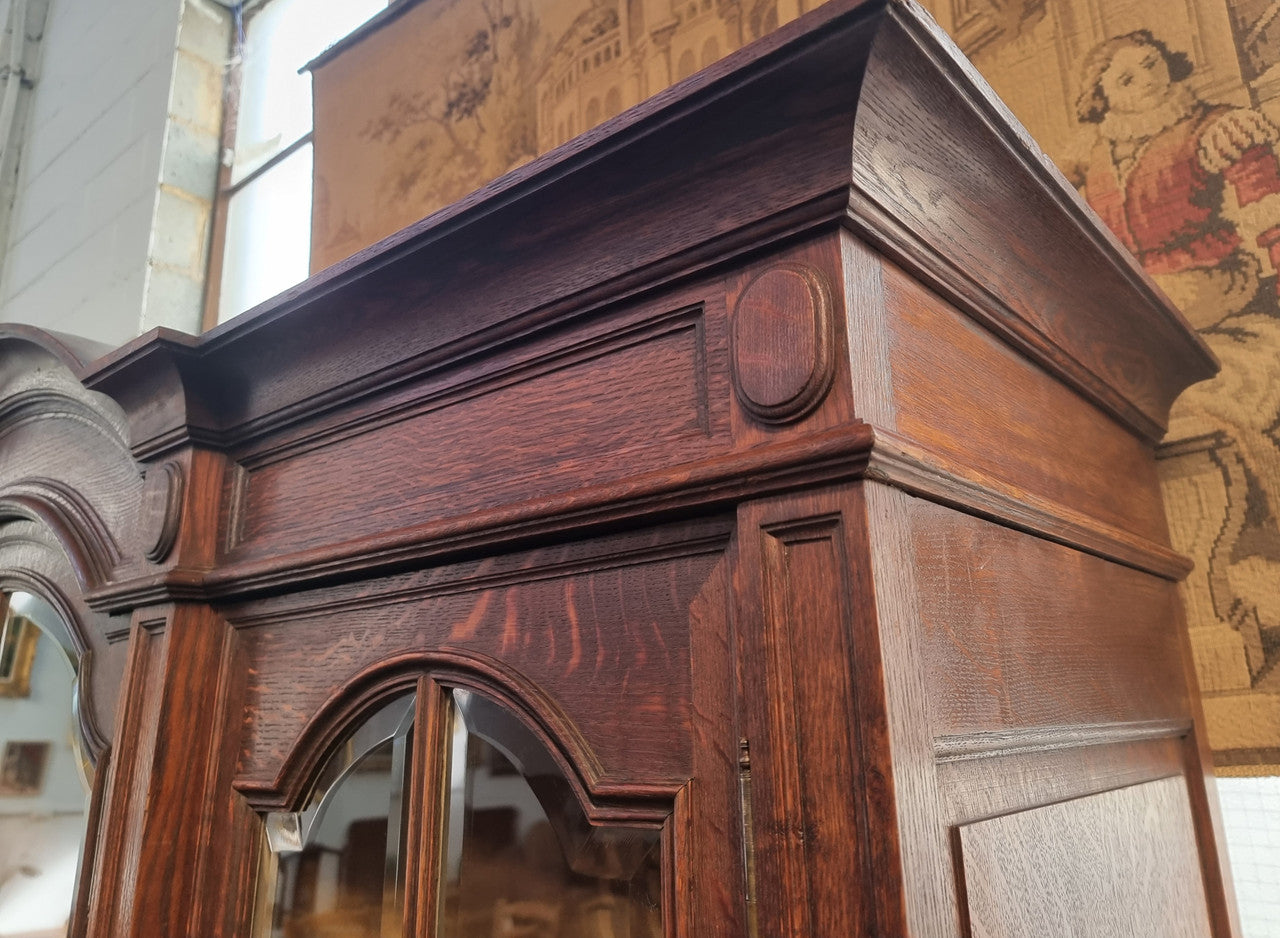 Late 19th Century French Oak three door bookcase. It has fully adjustable shelfs and is in good original detailed condition.