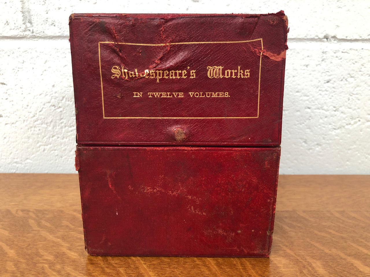 Late Victorian Boxed Collection Shakespeare's Works In Twelve Volumes