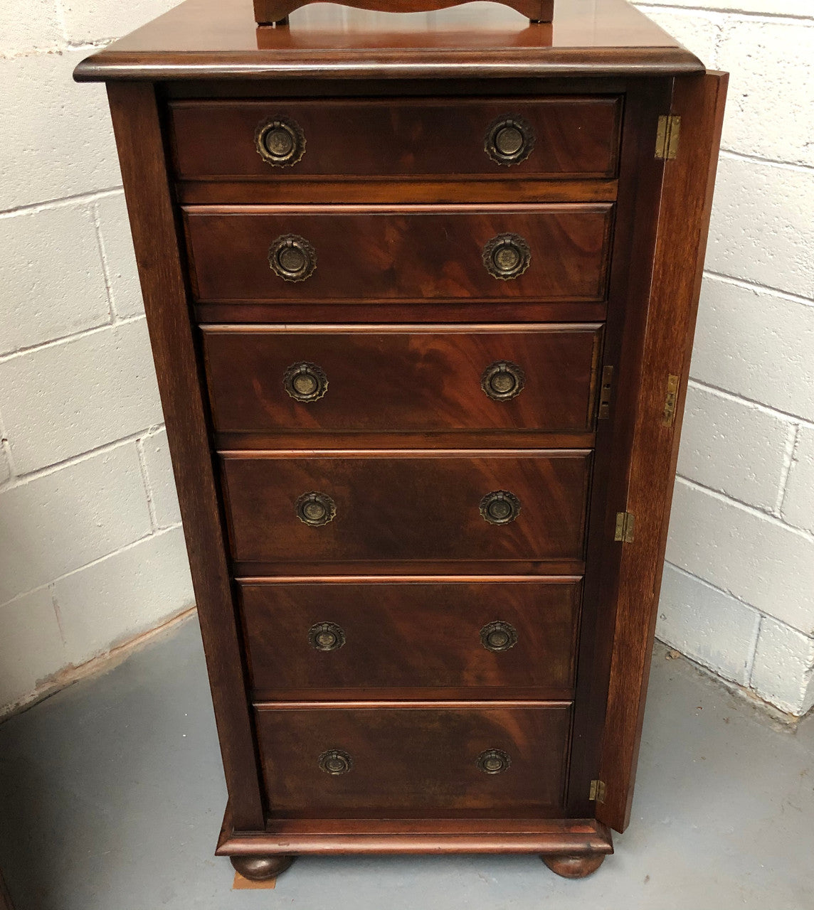 Lovely English Wellington Chest of drawers