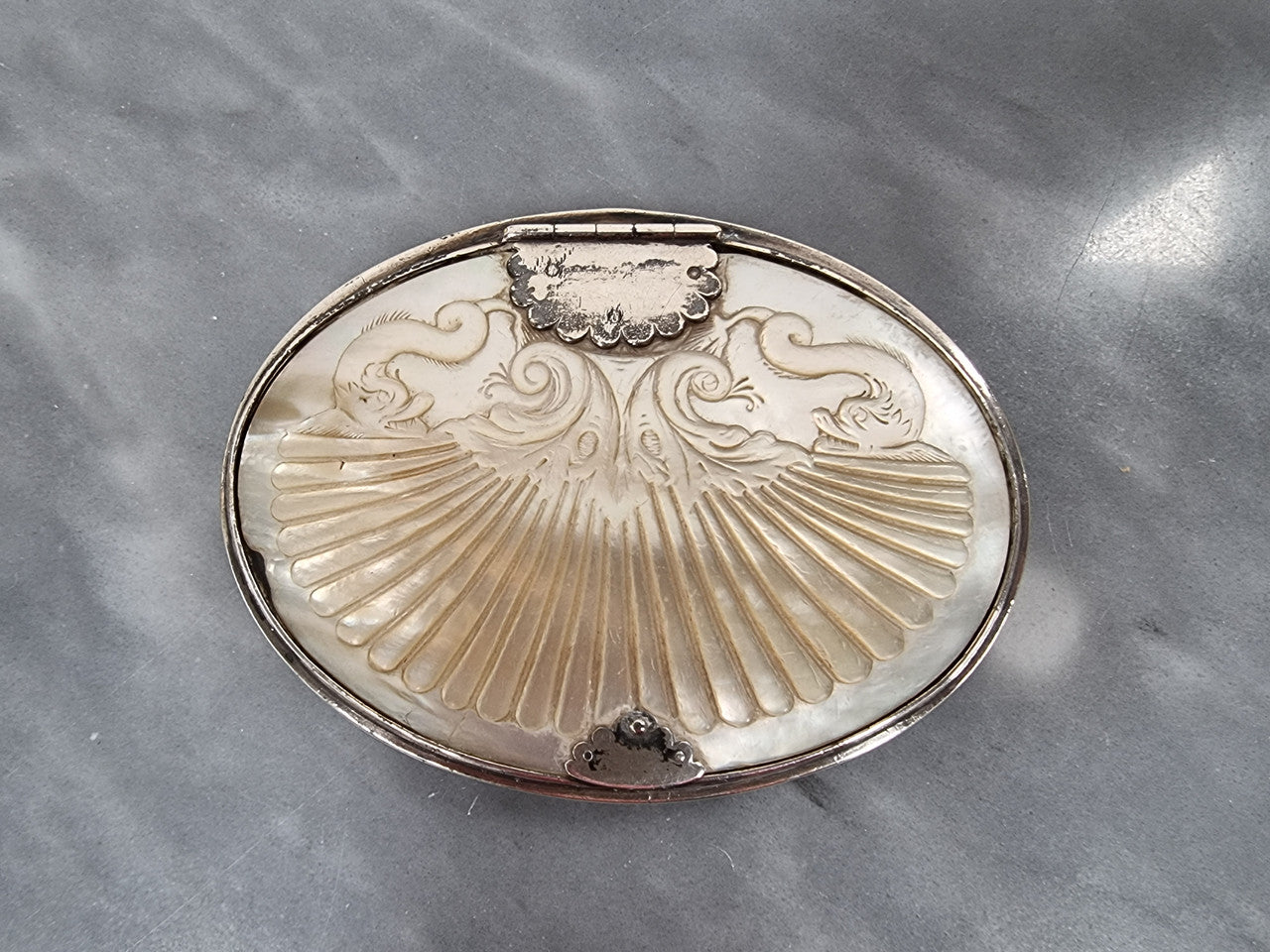 Stunning Oval Georgian Silver & Carved Mother of Peral Snuff Box