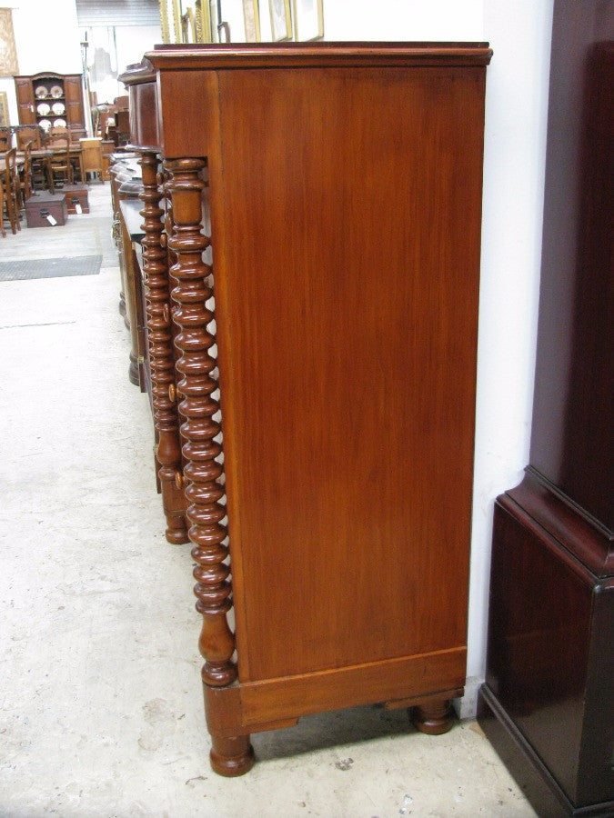 Beautiful Victorian Chest Of Drawers