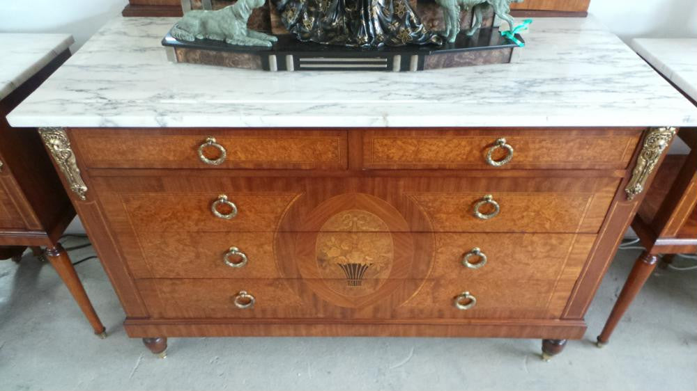 French Dressing Table