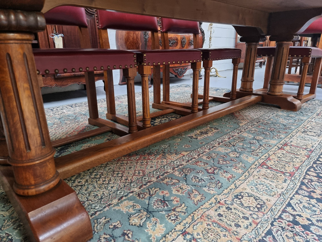 French Oak double pedestal Farmhouse dining table. You can very comfortably fit eight chairs around the table with three chairs down each side and one chair at both ends. In very good original detailed condition.