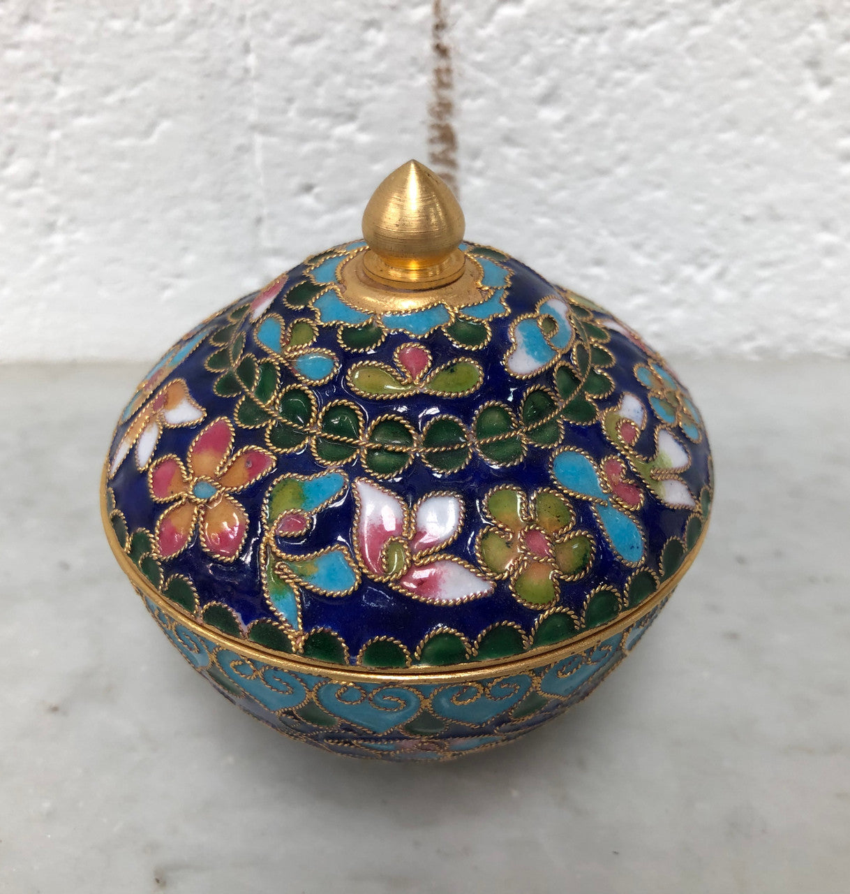 Very good quality Vintage Champleve enamel lidded bowl. In good original condition.