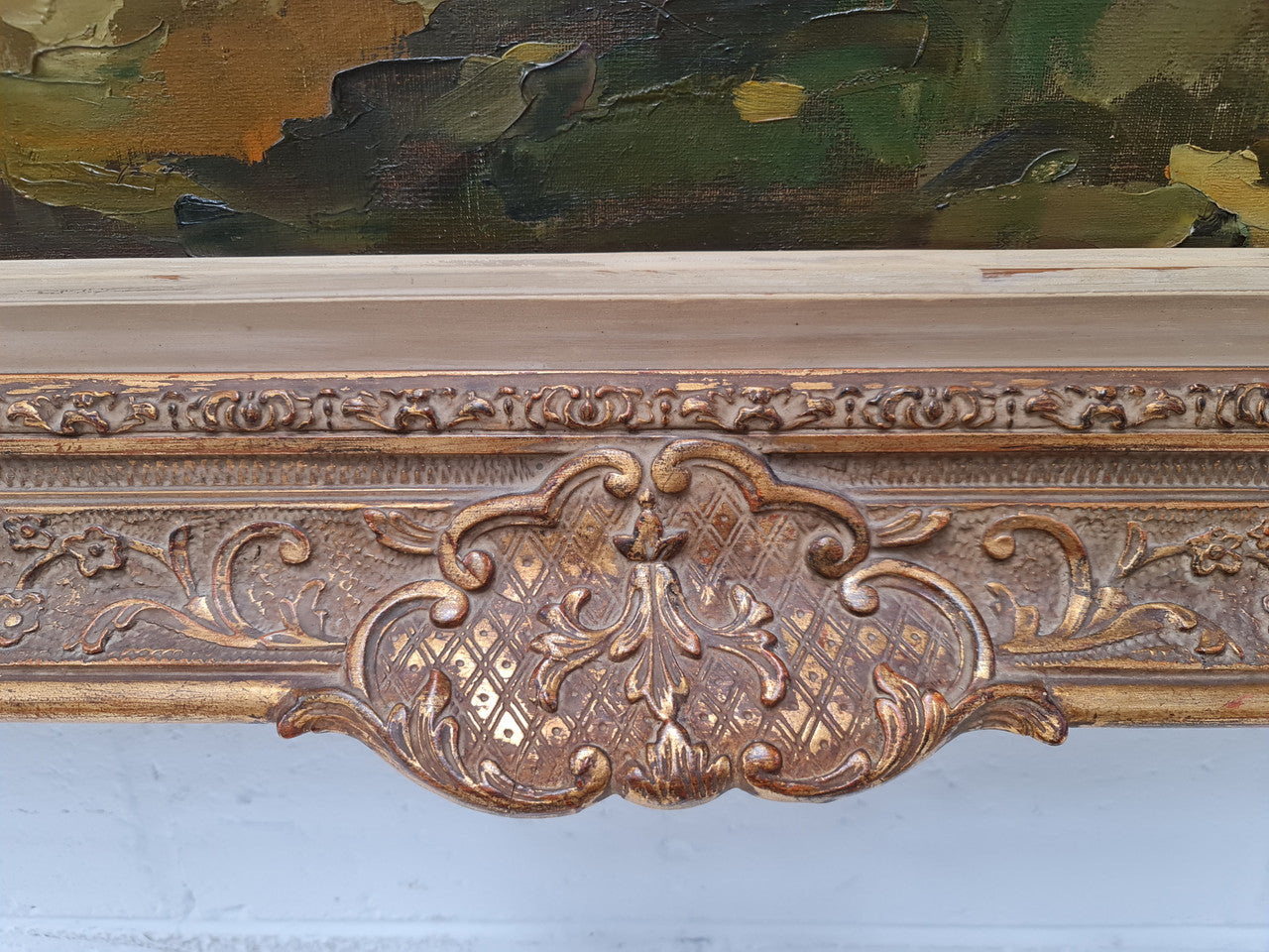 Sourced in France is this beautiful oil on canvas of a country cottage scene in a ornate decorative frame and in good original condition.