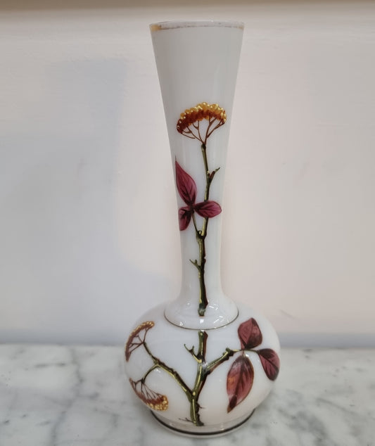 Decorative Antique floral hand painted milk glass vase in good original condition, please view photos as they help form part of the description.