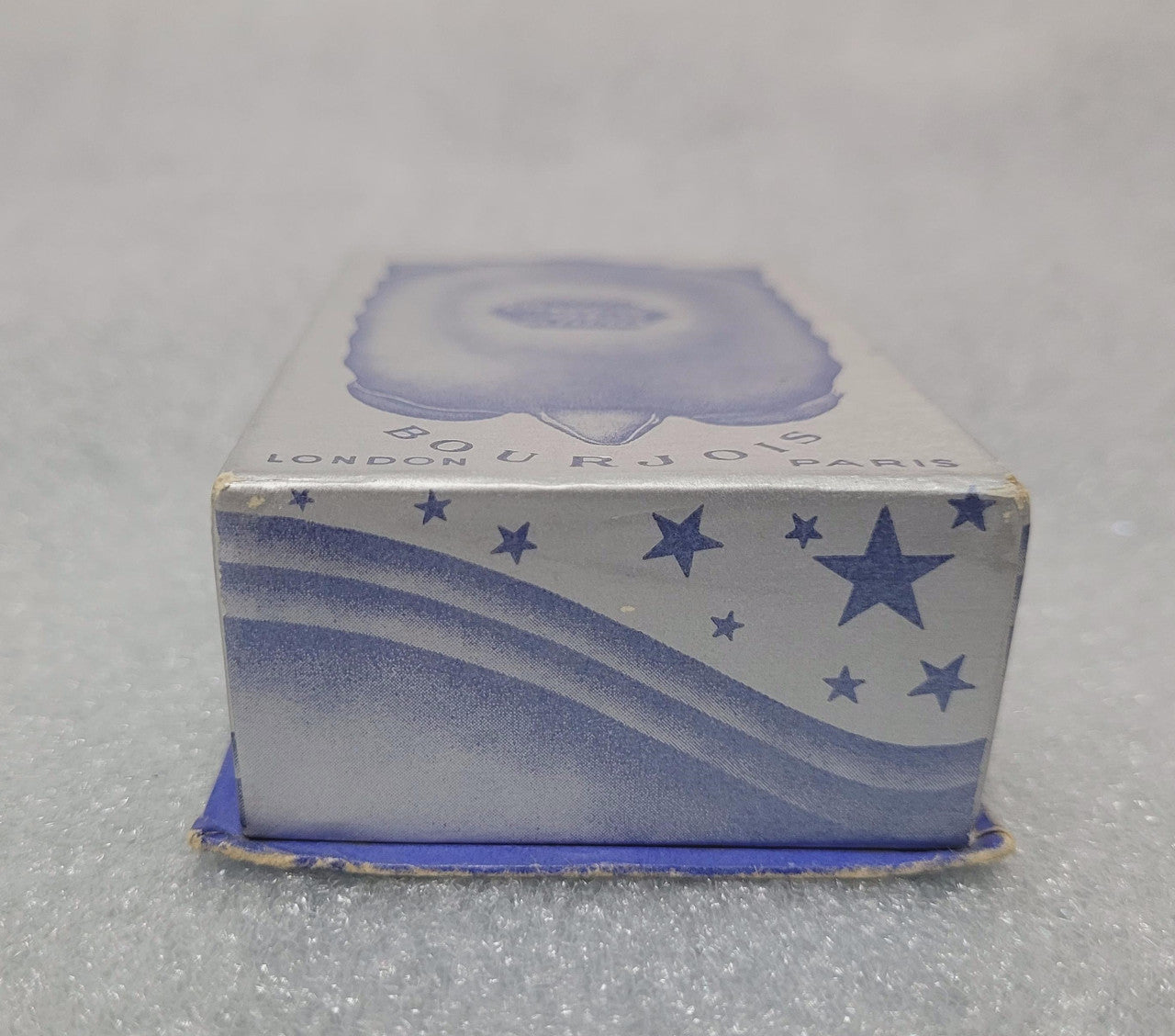 Stunning blue turtle Bakelite case with original perfume bottle, evening in Paris "Bourjois". In original box, in great original condition.