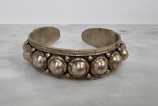 Lovely Siam Sterling Silver Cuff Bracelete