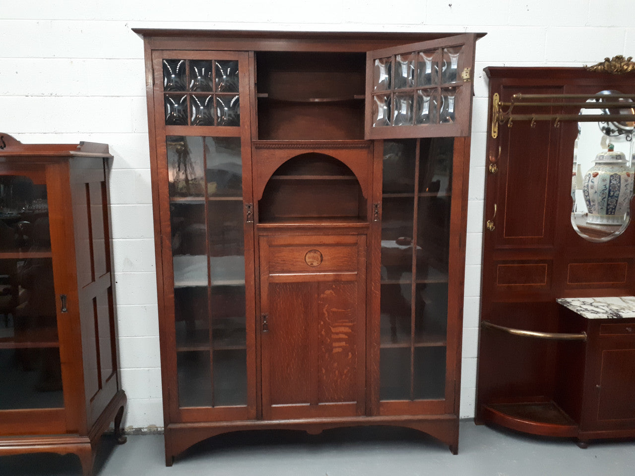 Amazing English Arts & Crafts Quarter Sawn Oak Bookcase