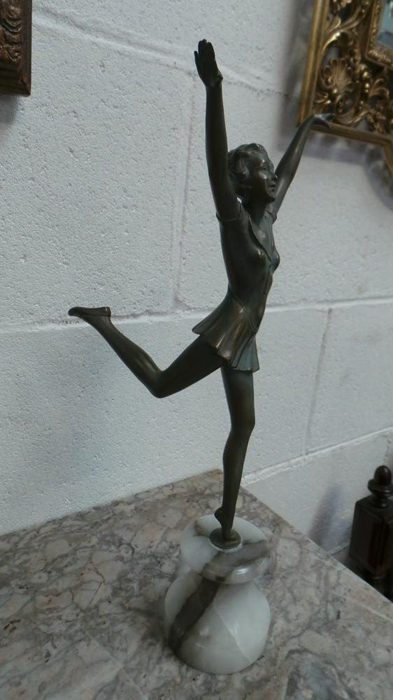 Art Deco Sculpture By La Danseuse