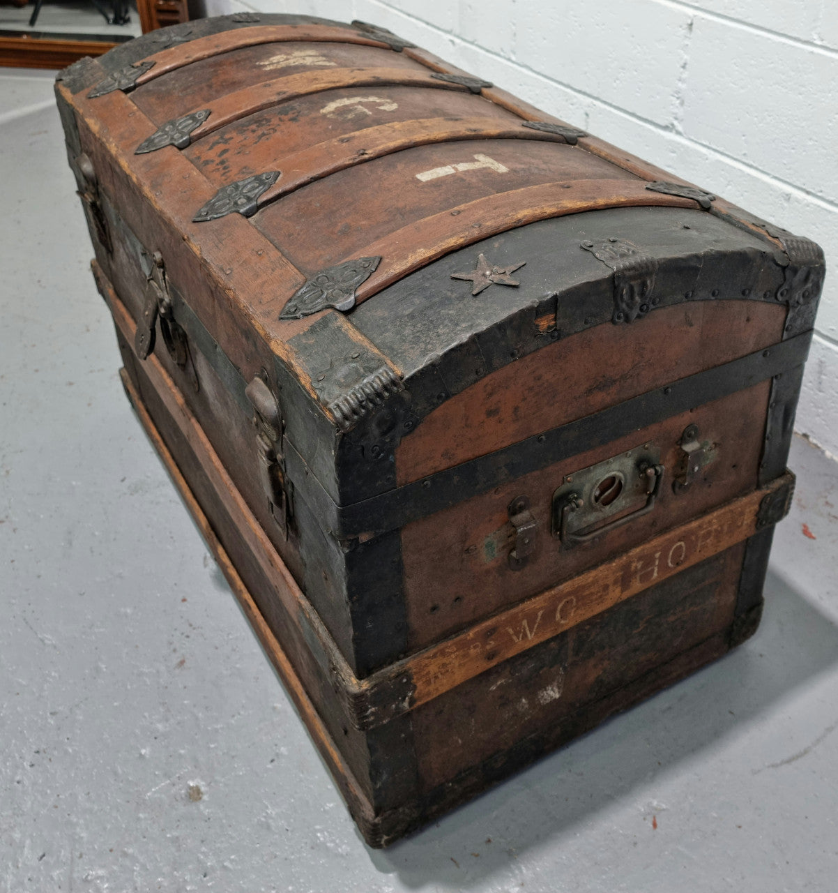 A Victorian "Saratoga" steamer trunk, with a detachable insert and original hardware in good original detailed condition. Circa 1880.