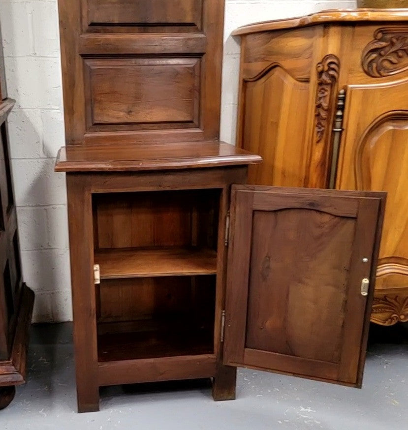 Lovely entrance piece with shelf and single door cupboard, topped with a section for hanging jackets, hats etc. Sourced from France and in good original detailed condition.