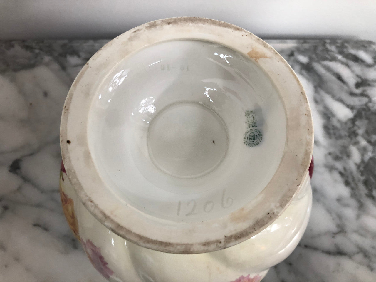 Beautiful Royal Doulton Posy bowl