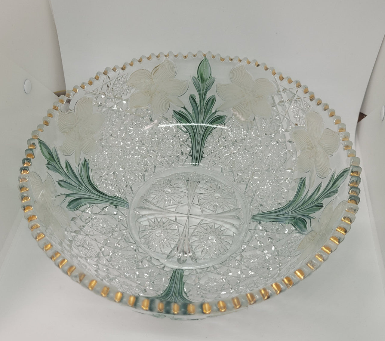 Beautiful unusual Edwardian glass bowl with hand painted features. It is in good original condition with some minor chips, please view photos has they help form part of the description.