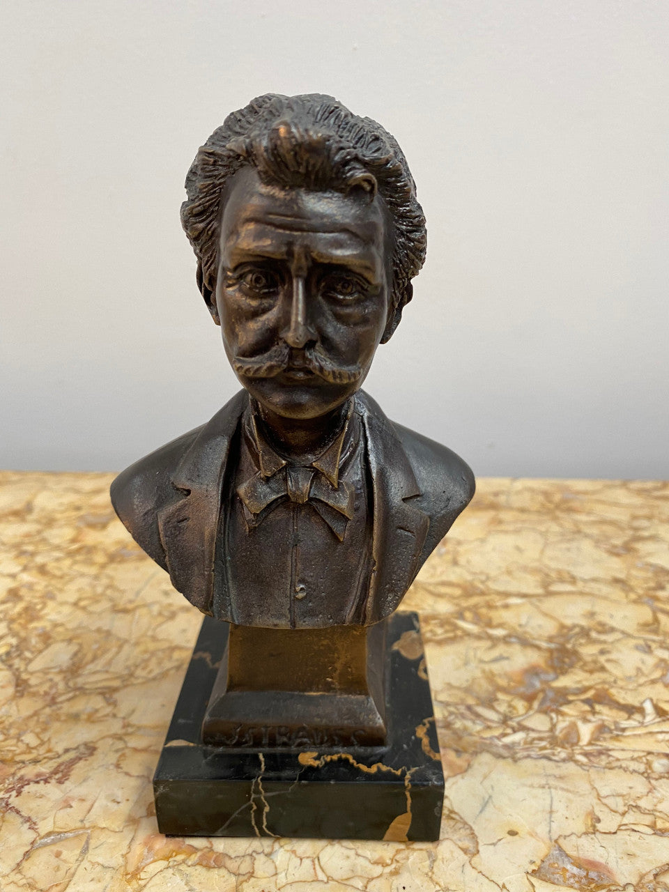 Late Victorian Bramer bust of Johan Strauss on a Portoro marble base in good condition.