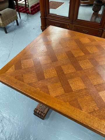 French Oak Renaissance style extension table. Extension leafs pull out either side and each leaf measures 54 cm. This allows you to use the table at three different sizes depending on your needs.