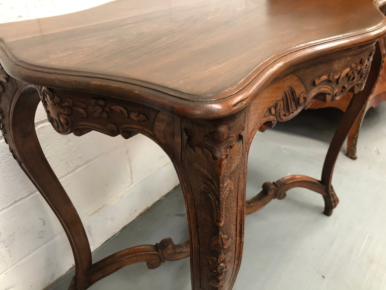 French Walnut Louis XV style center/side table. In very good original condition. Circa 1930's.