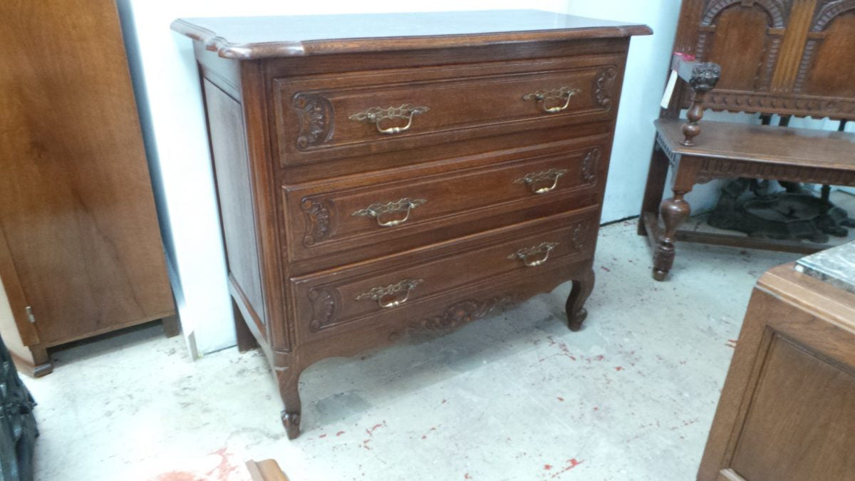 French Chest of Drawers-1