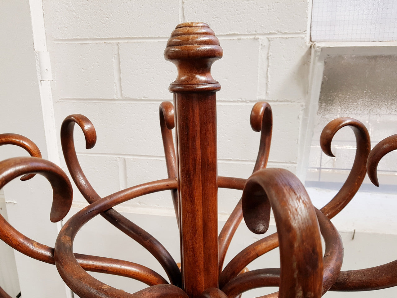 A great example of an Antique French walnut stained Thonet style hat and coat stand in very good restored condition. Very sturdy and solid. Hard to find. Circa 1900.
