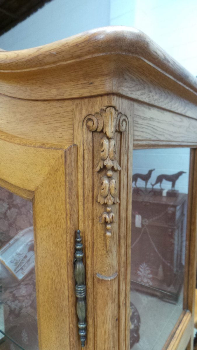 French Louis XV Vitrine