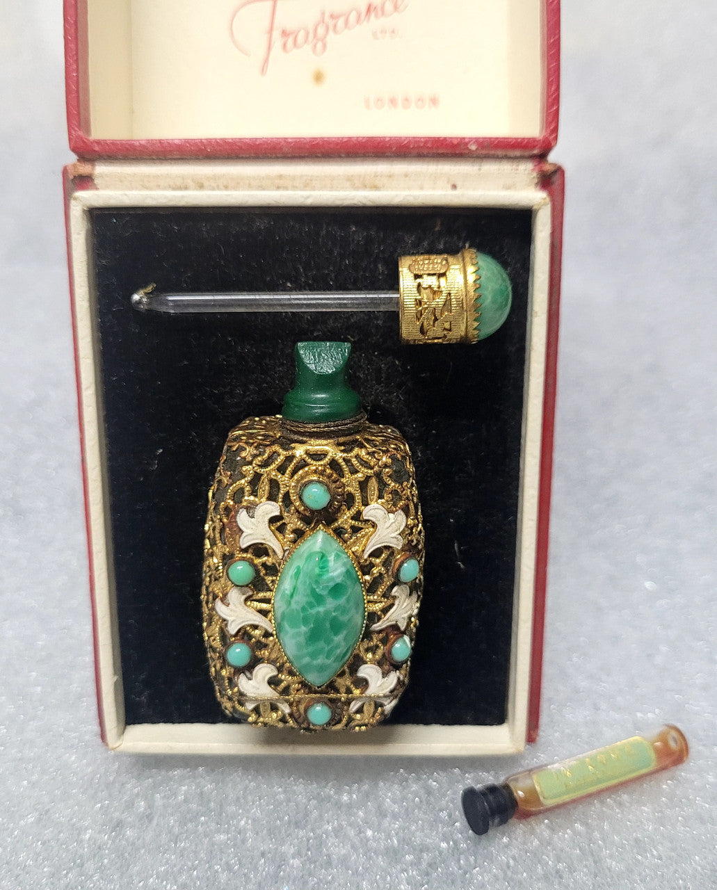 Stunning Xanadu by fragrance LTD. London perfume bottle, doppler and vile (In love, Hartwell). In original box and great condition.