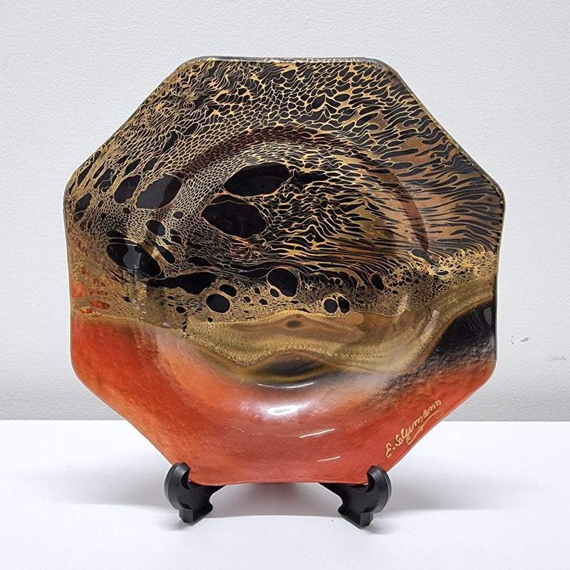 Eveline Schumann, signed, Australian Art Glass Bowl. Please note stand is not included. It is in good original condition and has been sourced locally. Please view photos as they help form part of the description.