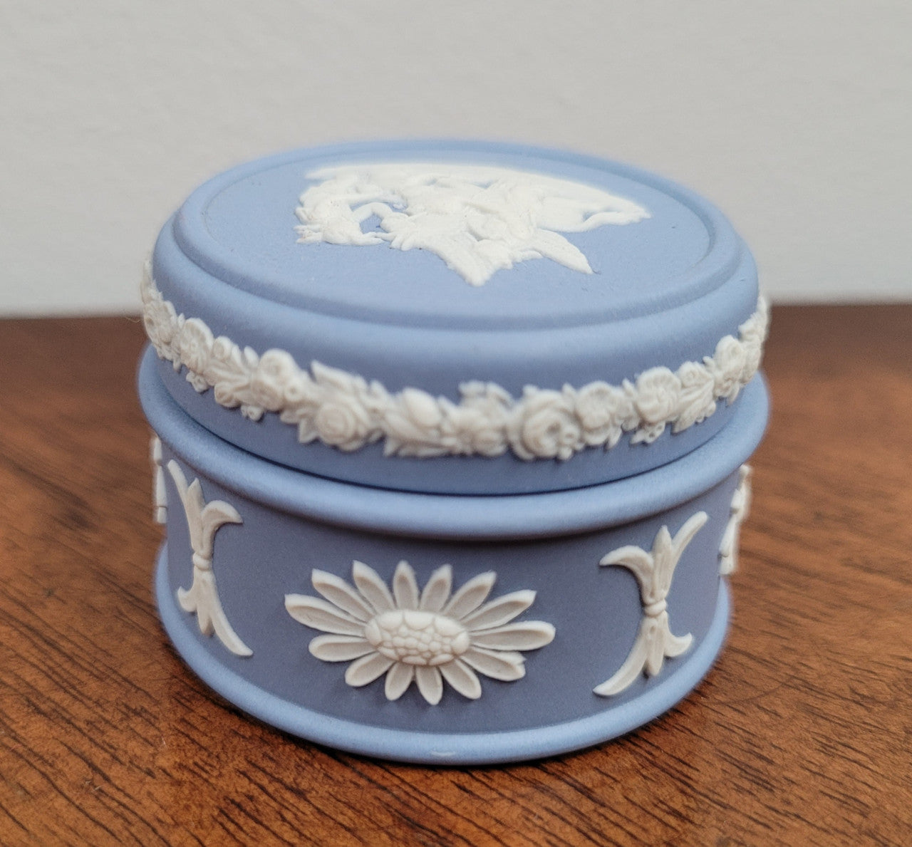 Wedgwood blue jasper trinket box. In good original condition with no chips or cracks.