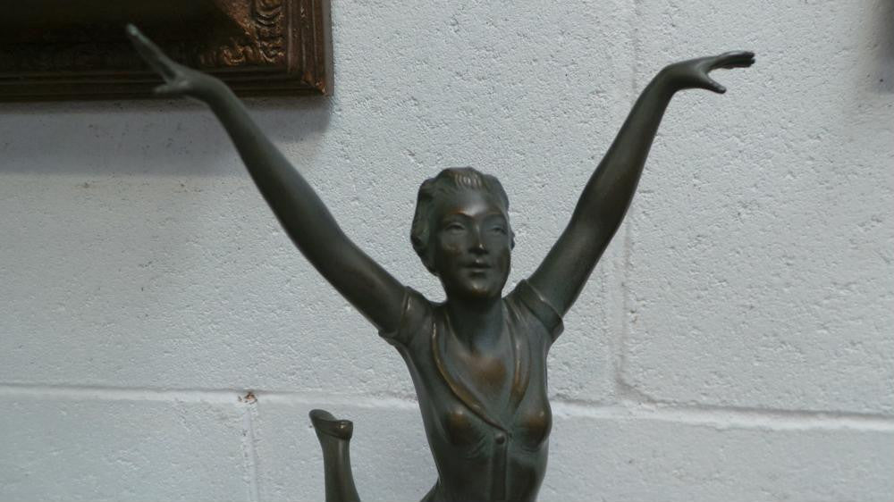 Art Deco Sculpture By La Danseuse