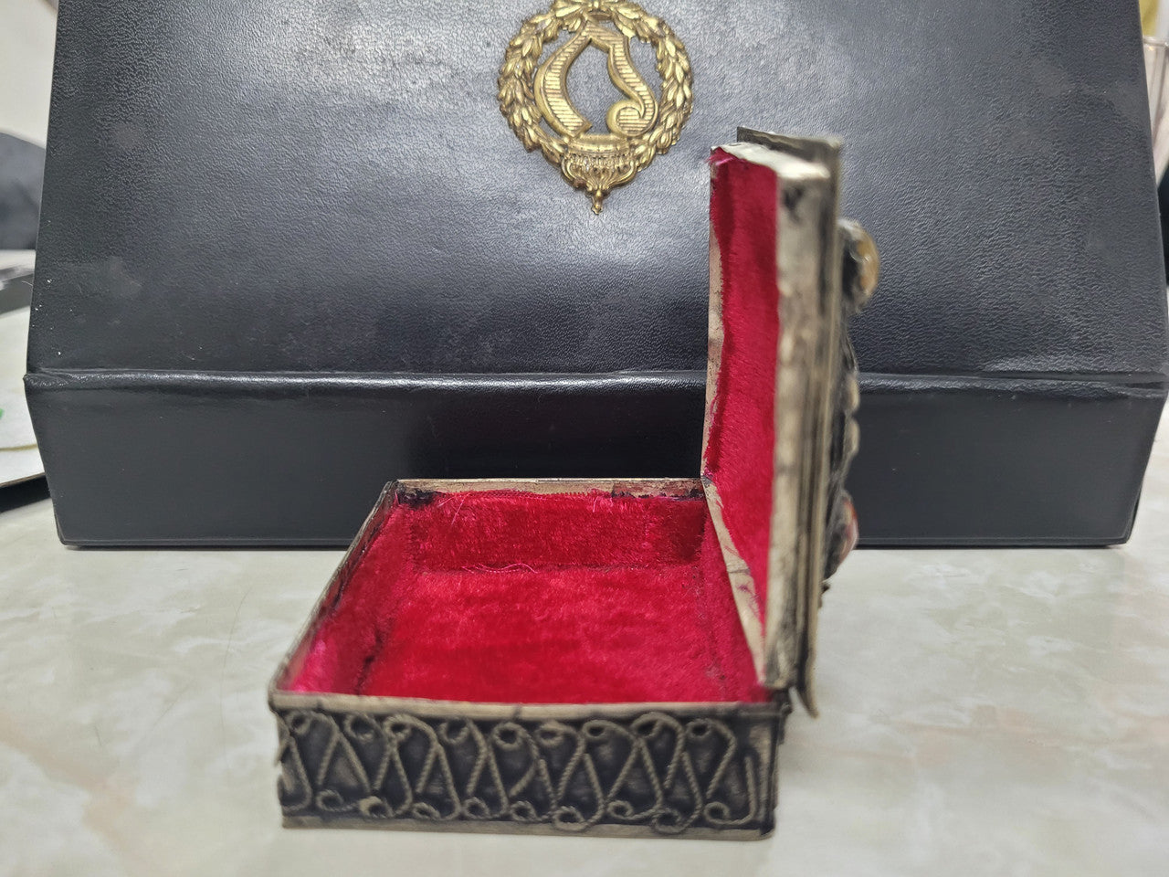 Antique Asian Silver and Agate trinket box. In good original condition.