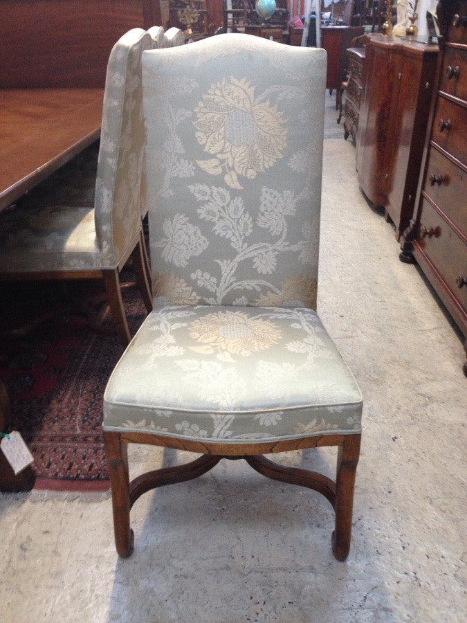 Set Of 8 French Provincial Style Chairs