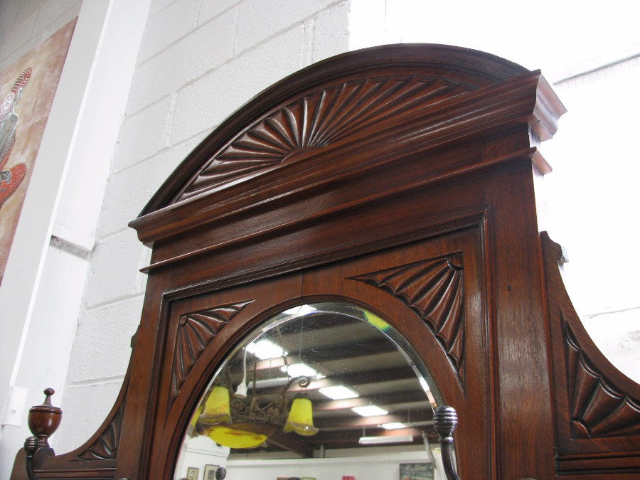 Grand Victorian Hall stand