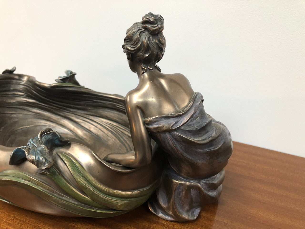 Reproduction Art Noveau Style Statue Bowl