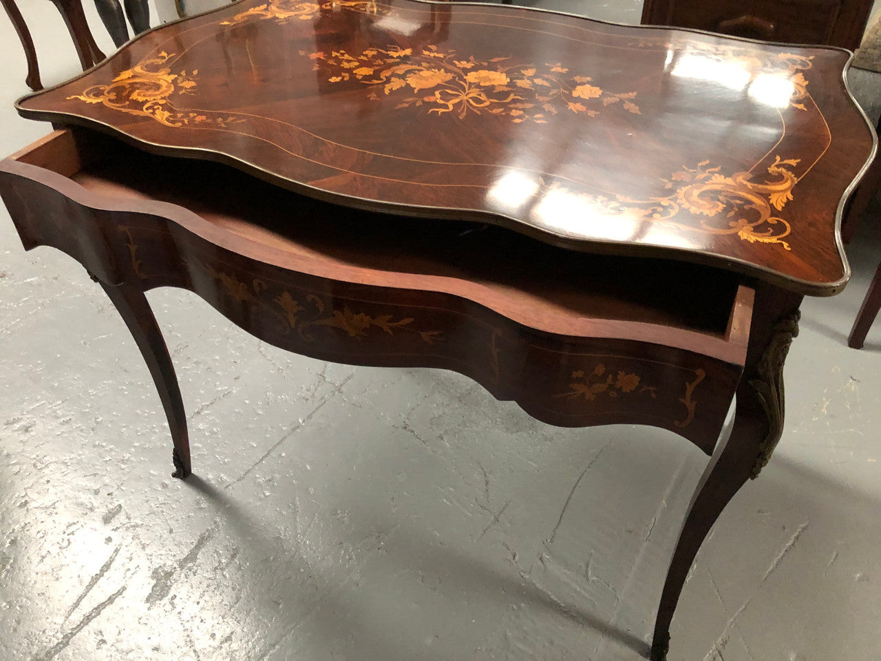 Superbly Marquetry Inlaid 19th Century French Bureau Plat