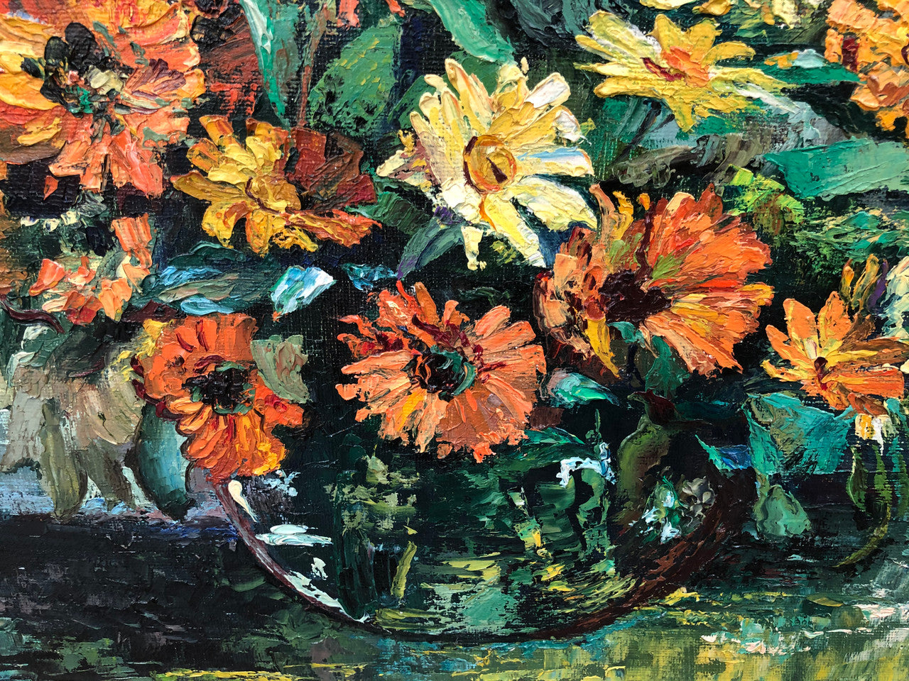 Beautifully framed floral oil on canvas