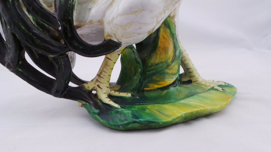 Fabulous rare antique Italian Majolica rooster in good condition.