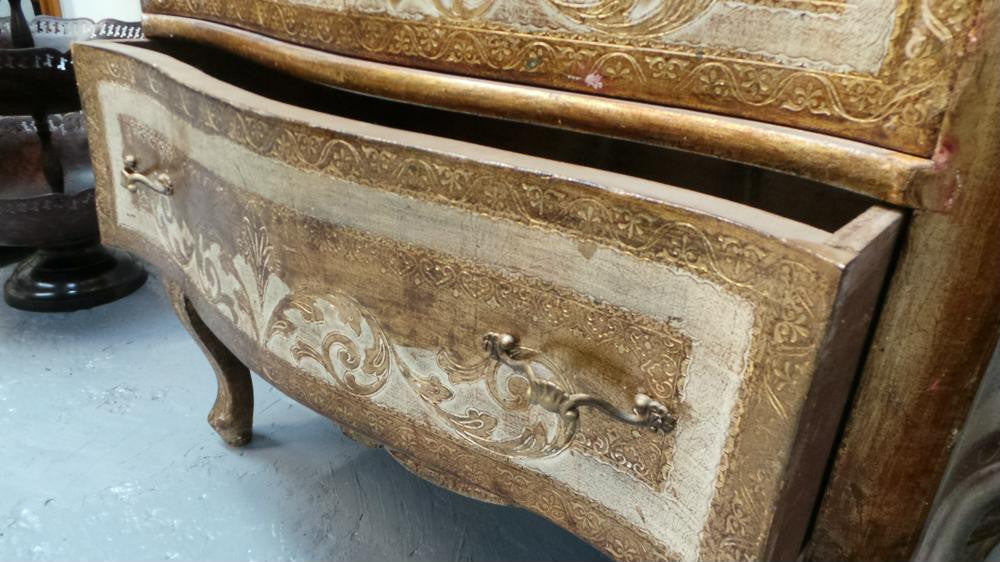 Beautiful Venetian Petite Commode