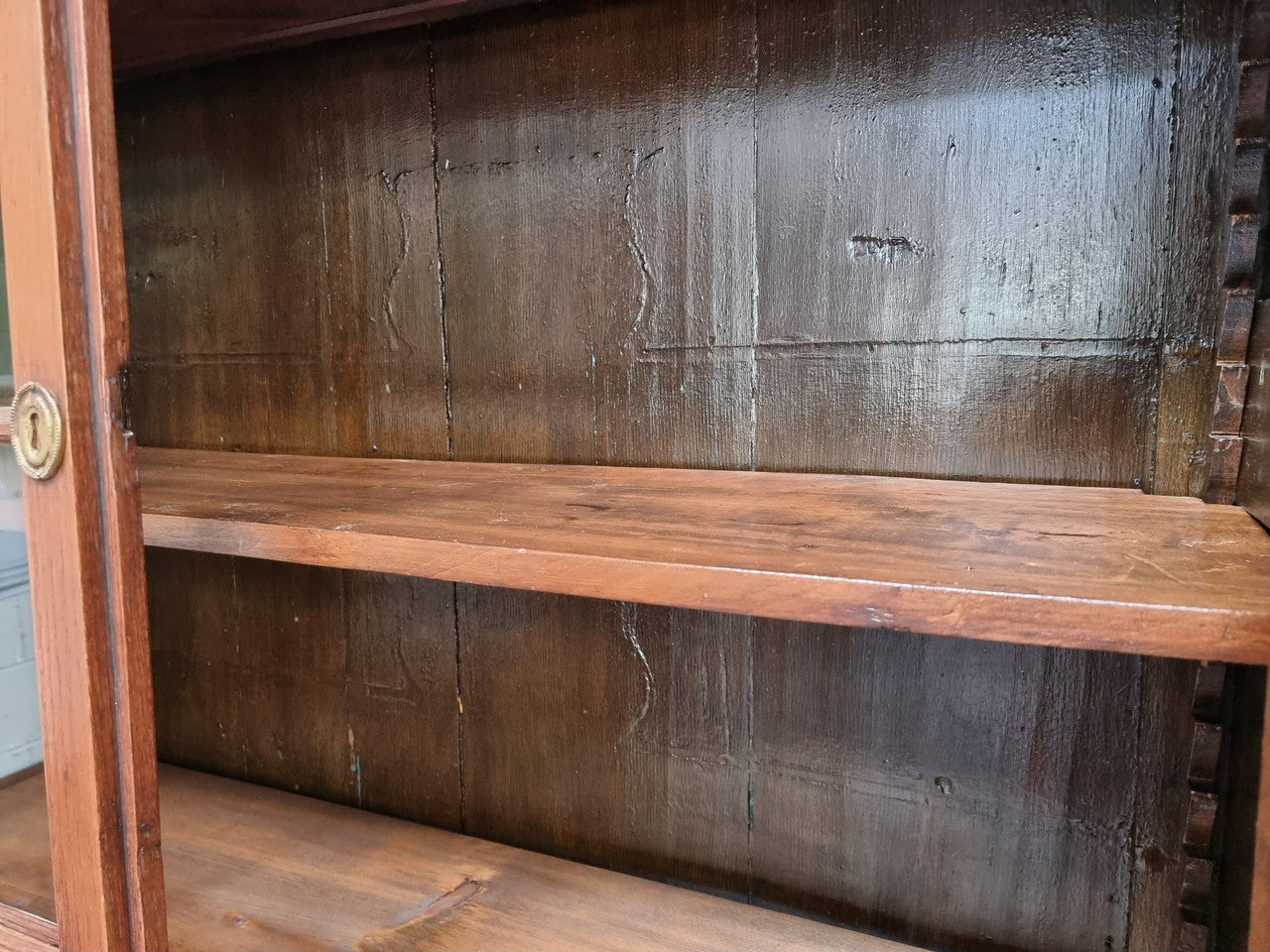 Beautiful 19th Century French Oak four door bookcase with 3 adjustable shelves and 1 fixed shelf in good detailed original condition.
